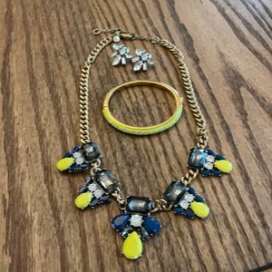 listing-status-banner